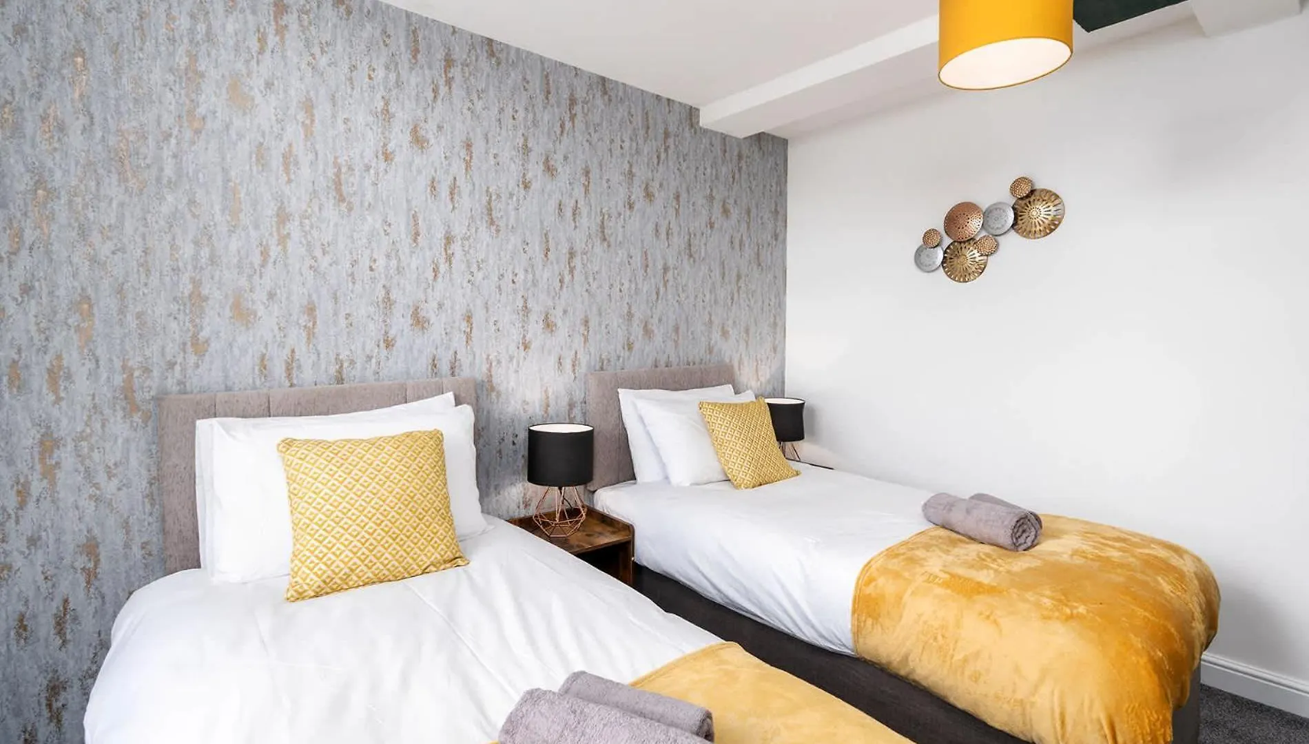 Apartment With Central Accommodation & Super Fast Wifi- Ideal For Leisure Contractors برادفورد